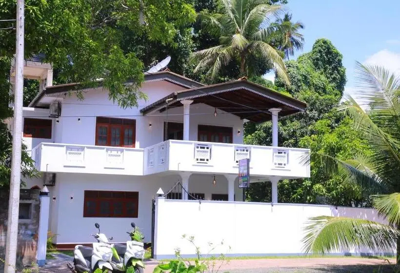 Deluxe-huone King-vuode, Aken Villa