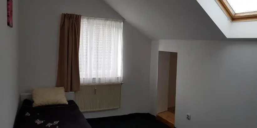 Standard Yhden Hengen Huone Jaettu Kylpyhuone, Bigcitty Rooms