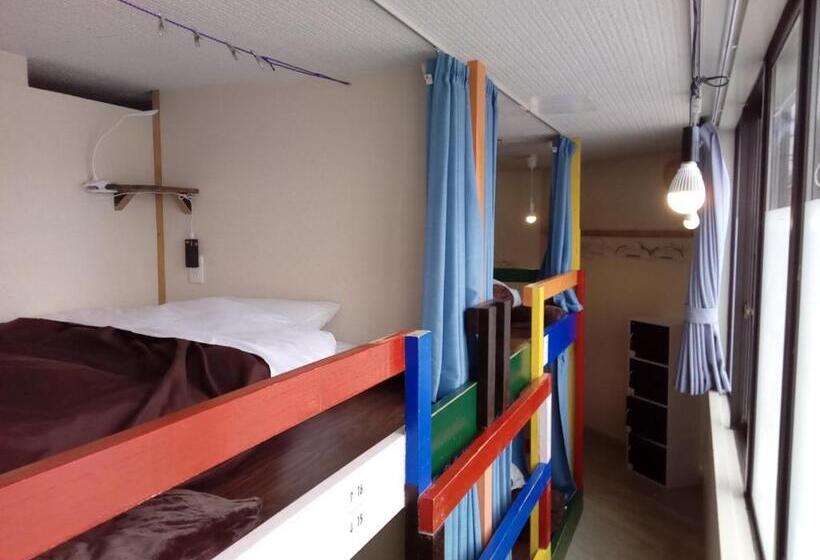 הכלכלה חדר לארבעה עם מקלחת משותפת, Asahikawa Ride