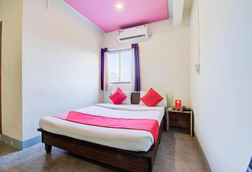 חדר קלאסי לשלושה, Oyo 9910 Sambram Inn