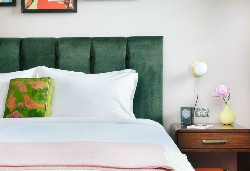 غرفة قياسية سرير كينج, Clermont Atlanta, By Oliver