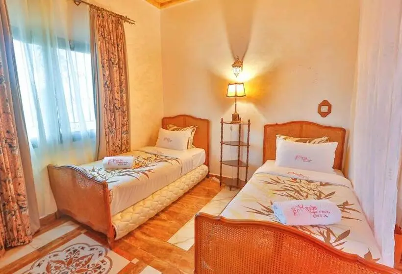 بانگلوی استاندارد, Maison Kasba Bonheur & Bien Etre Emma & Gilles