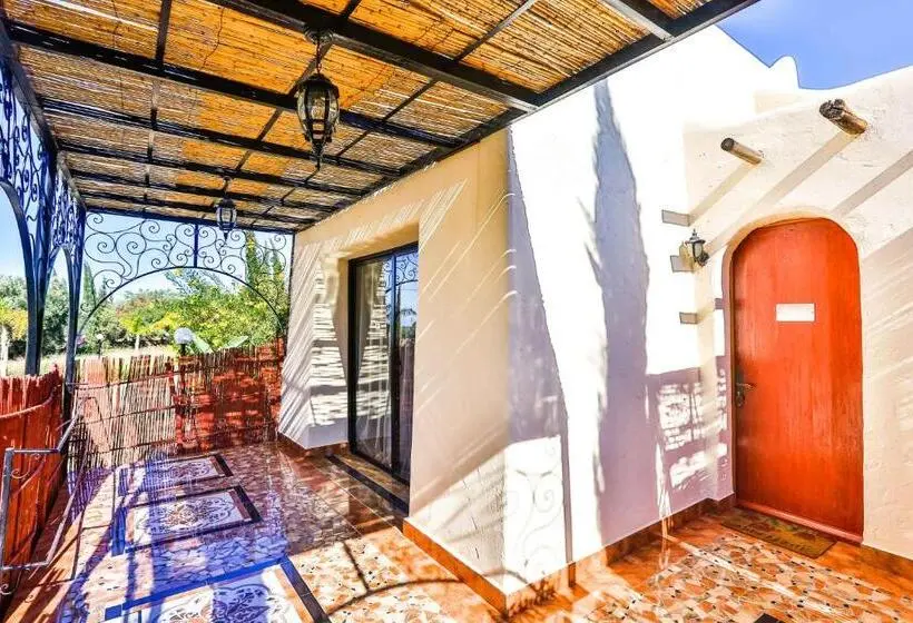 بانگلوی استاندارد, Maison Kasba Bonheur & Bien Etre Emma & Gilles