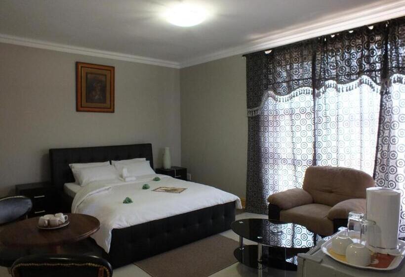 اتاق لوکس, Royal Castle Guest House