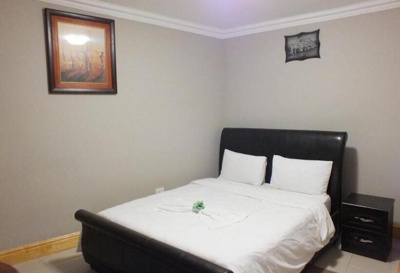 اتاق لوکس, Royal Castle Guest House