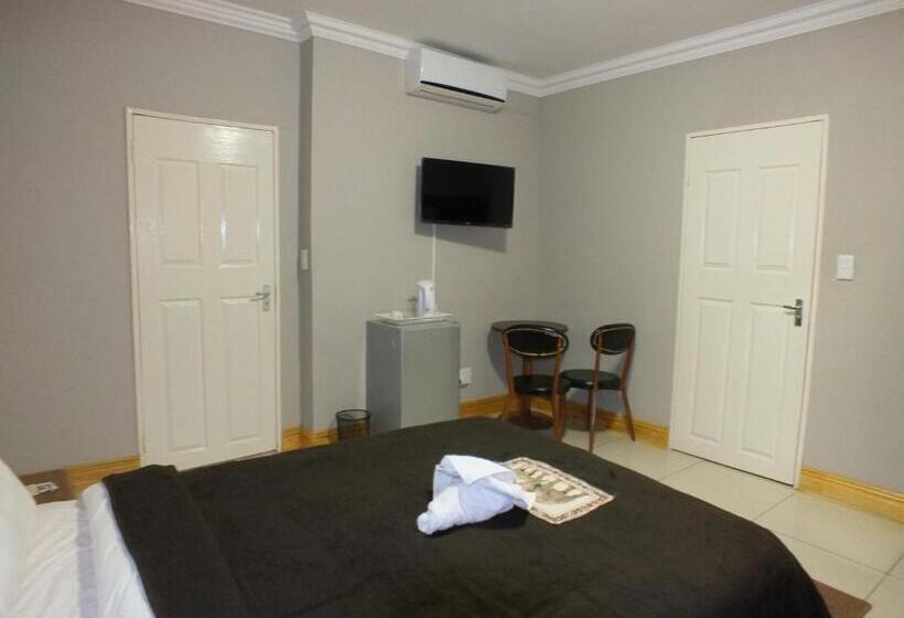 اتاق اکونومی, Royal Castle Guest House