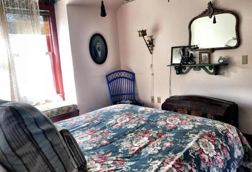 חדר סטנדרט חדר אמבטיה משותף, Historic Skagway Inn