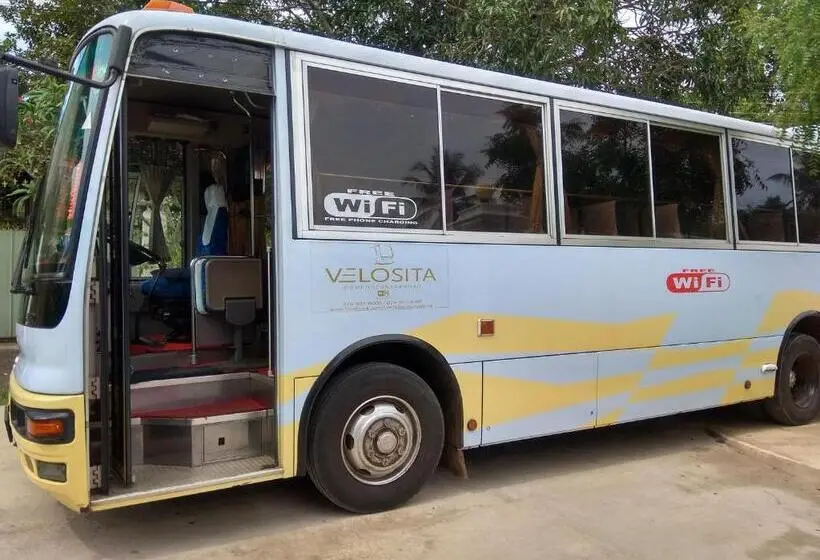 庭の見える1ベッドルームアパートメント, Diva Villa Airport Transit