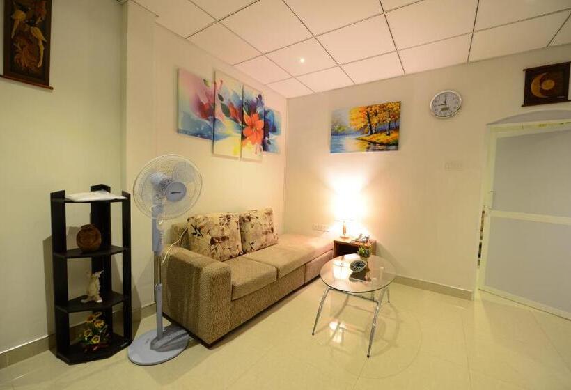 Апартаменты 1 Спальня Вид на Сад, Diva Villa Airport Transit