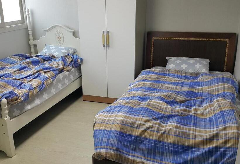 이코노미 룸, Guest House Manna