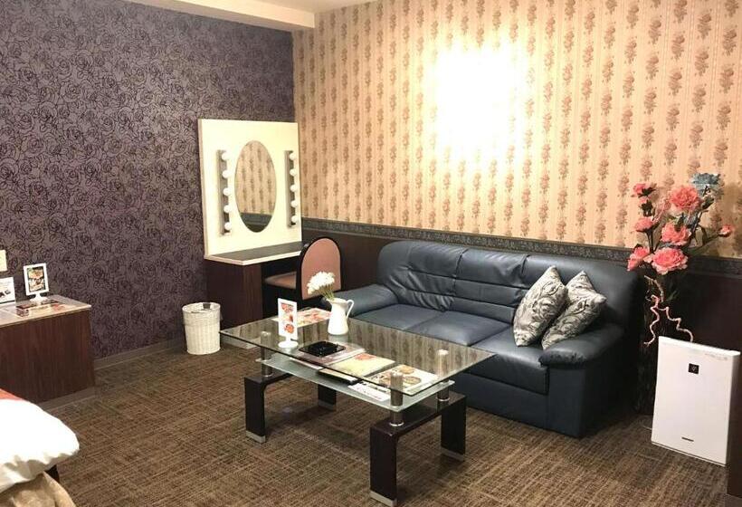 غرفة قياسية, Pal Annex Nakatsu