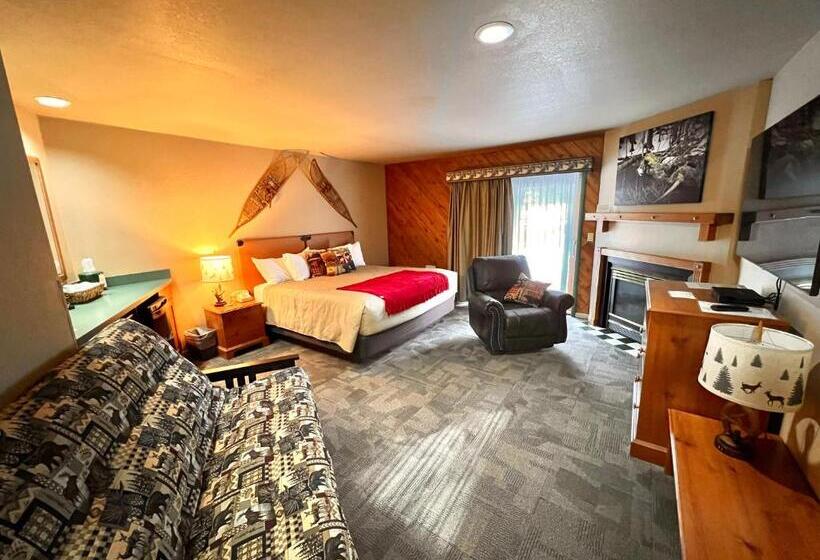 스탠다드 룸 킹사이즈 침대, Whitetail Lodge