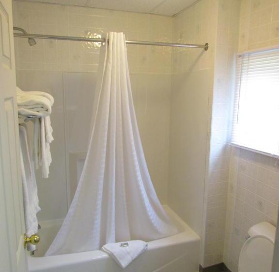 غرفة بريميوم رباعية, Kennebunkport Motor Lodge