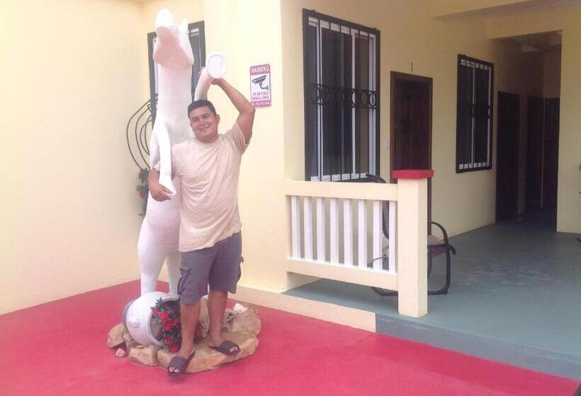 اتاق لوکس, Inn At White Horse Guest House