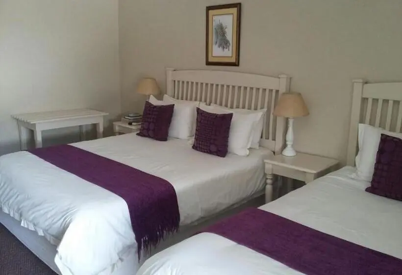 Perhesviitti, Lavender Lodge