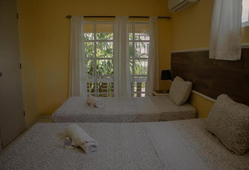 共用房间的床, Casa Wayak