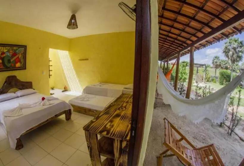 スタンダード４人部屋, Pousada Vila Bella   Praia Do Macapá