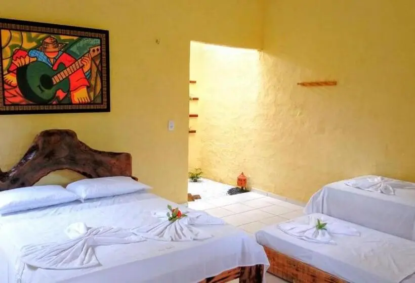 スタンダード４人部屋, Pousada Vila Bella   Praia Do Macapá