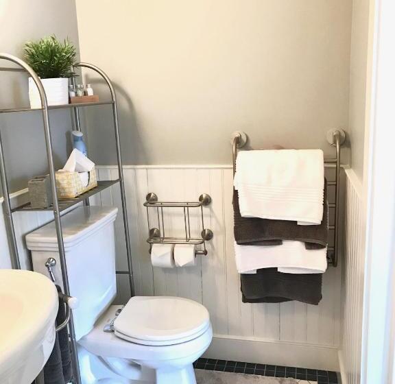 スーペリアトリプルルーム, Hummingbird Inn