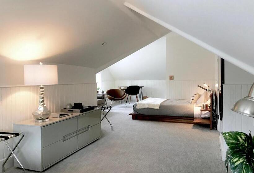 スーペリアトリプルルーム, Hummingbird Inn