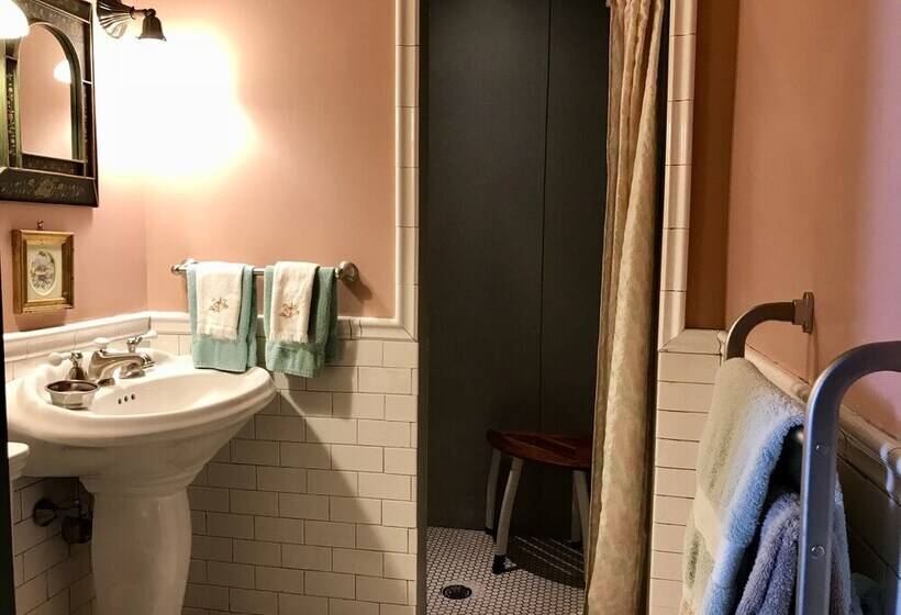 デラックスルーム, Hummingbird Inn