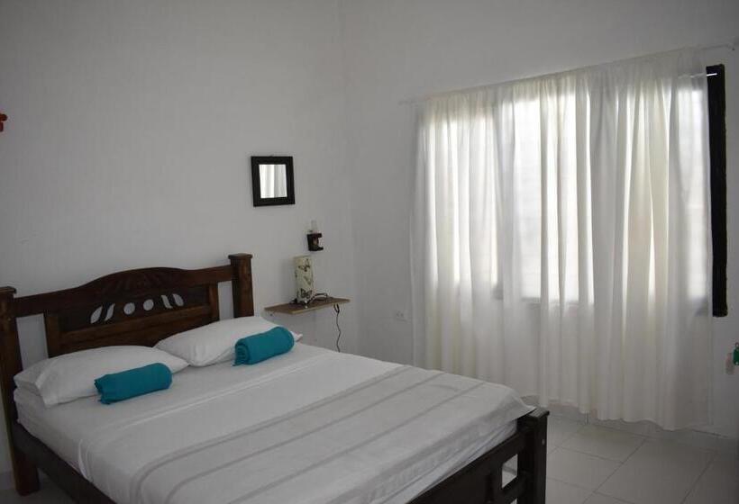 デラックスルーム, Hostal Palohe Taganga