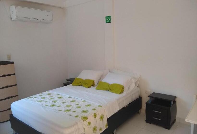 デラックスルーム, Hostal Palohe Taganga