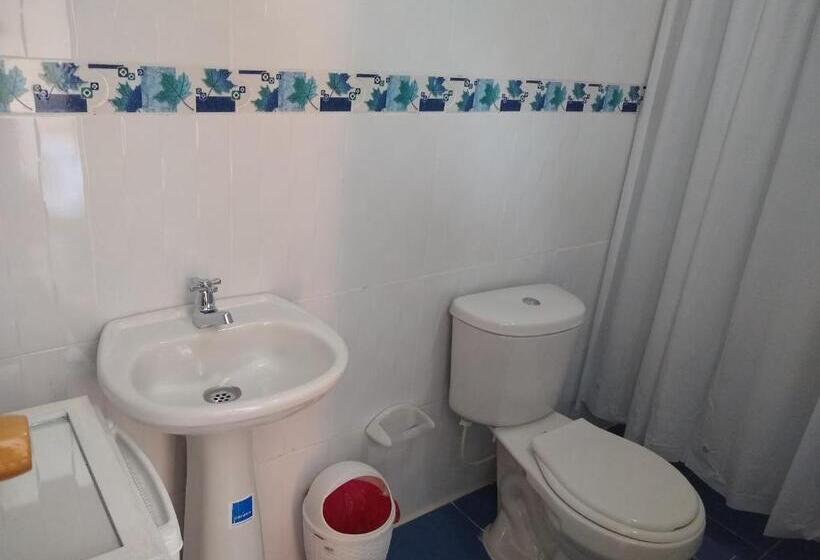 디럭스 룸, Hostal Palohe Taganga