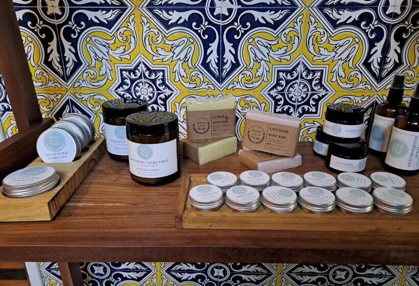 キングサイズベッドのデラックススイート, Joli Guesthouse