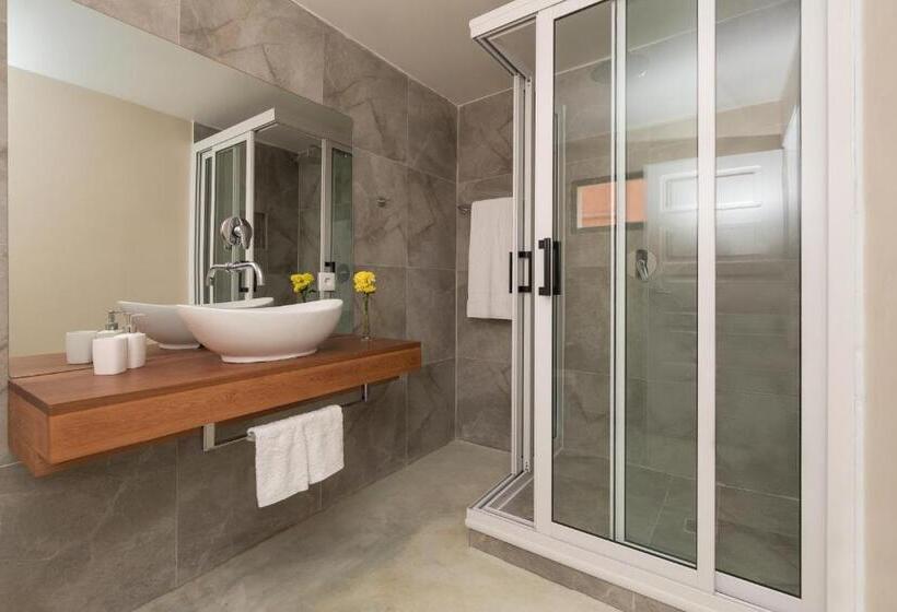 디럭스 스위트 킹 침대, Joli Guesthouse