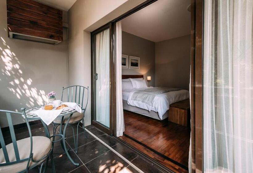 キングサイズベッドのデラックススイート, Joli Guesthouse