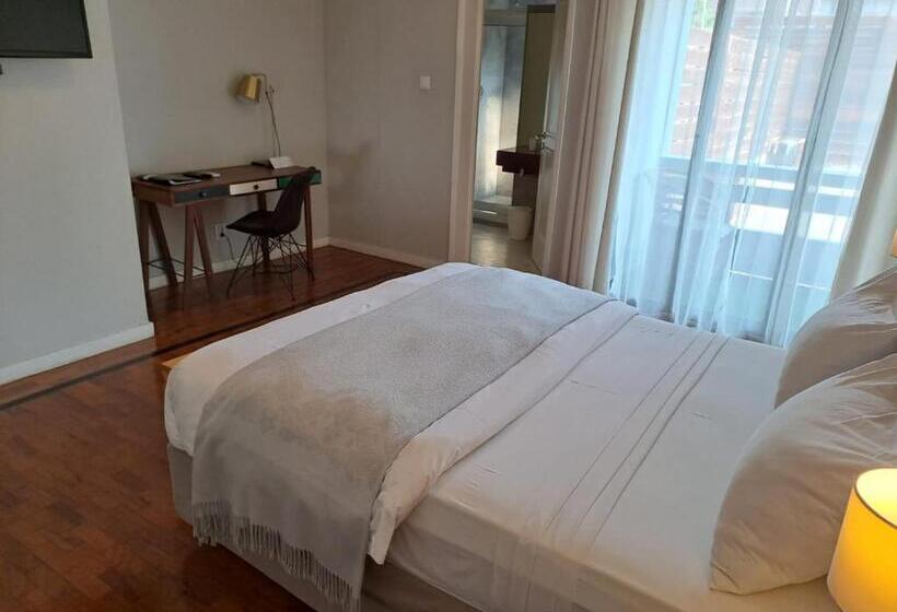 スイート, Joli Guesthouse