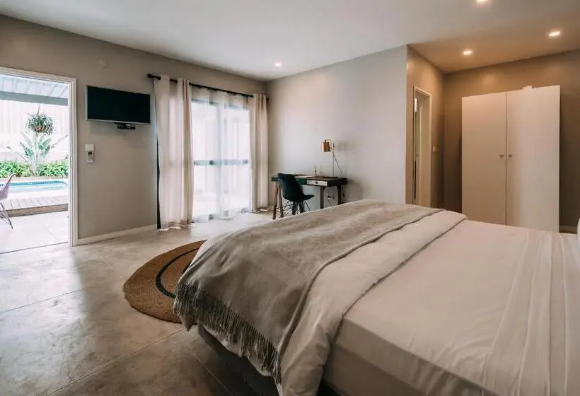 キングサイズベッドのスイートルーム, Joli Guesthouse