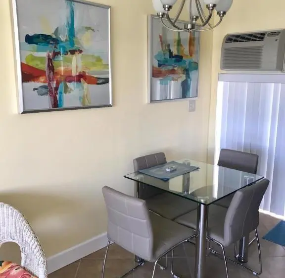 テラス付き１ベッドルームアパートメント, Sunrise Ocean Suites