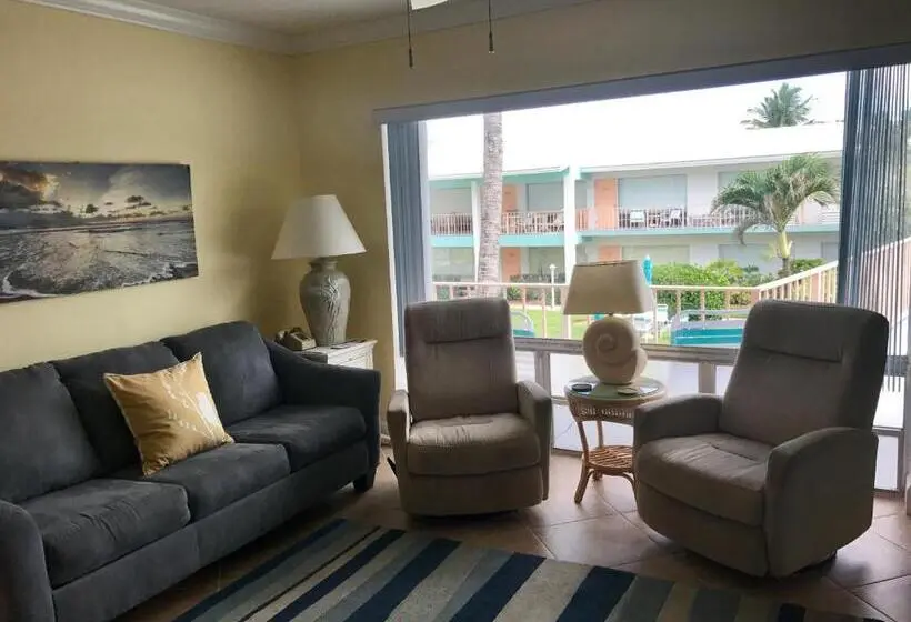 テラス付き１ベッドルームアパートメント, Sunrise Ocean Suites