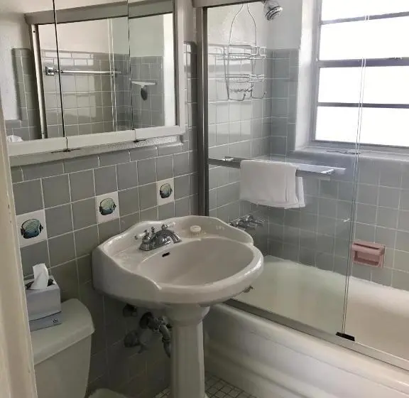バルコニー付き１ベッドルームアパートメント, Sunrise Ocean Suites