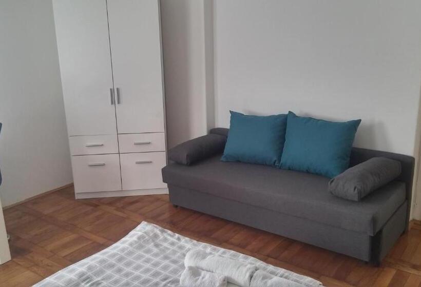 اتاق خانوادگی, Rooms & Apartments Murgle Ljubljana
