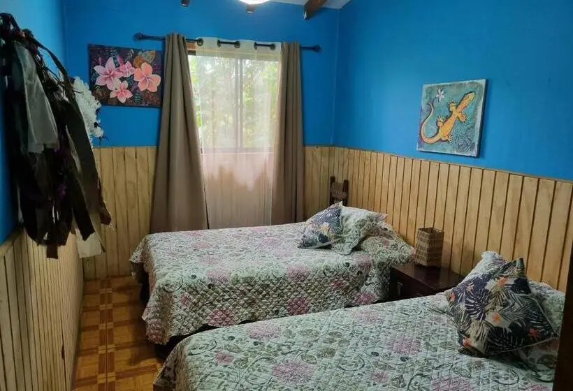 Standard-huone Jaettu Kylpyhuone, Hostal Vieroto