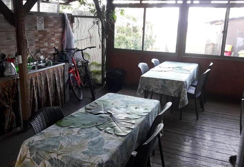 スタンダードルーム, Hostal Vieroto