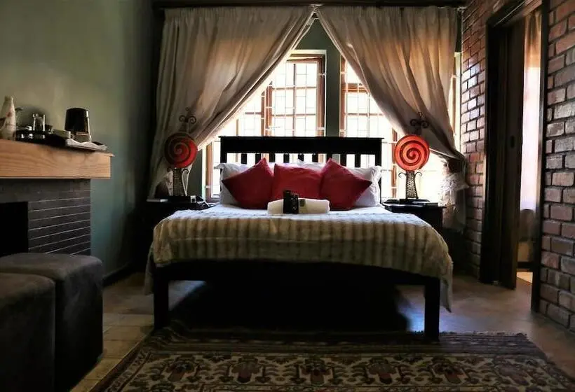 اتاق لوکس, Moonriver Guest House