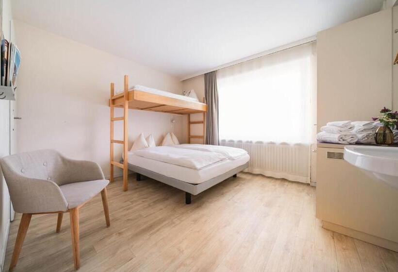 标准三人间, Wanderlust Guesthouse