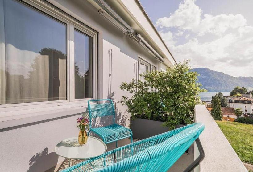 חדר סטנדרט לשלושה עם חדר אמבטיה משוף, Wanderlust Guesthouse