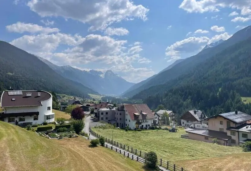 آپارتمان لوکس 2 خوابه, Mountain Spa Residences