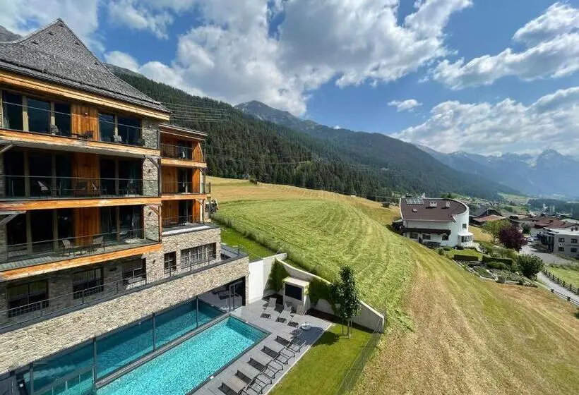 , Mountain Spa Residences