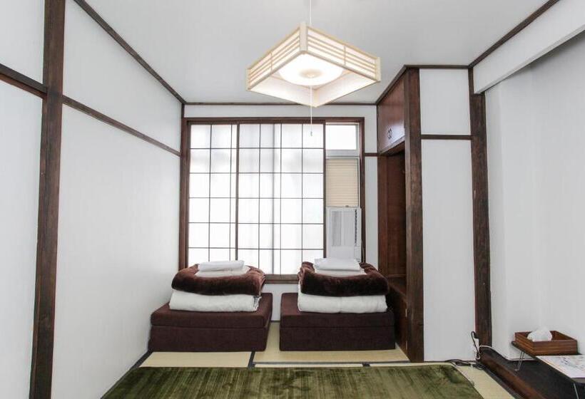 غرفة قياسية, Sansan Yuzawa Backpackers