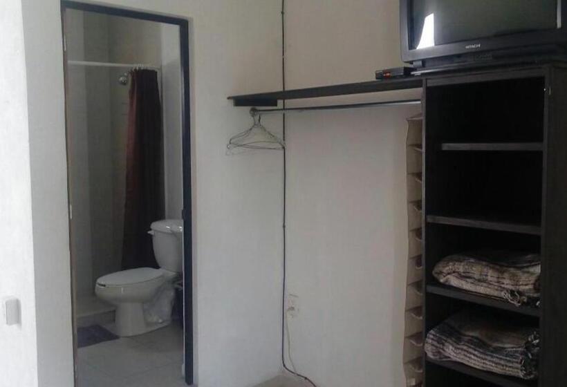 اتاق استاندارد چهار تخته, Posada San Cristobal