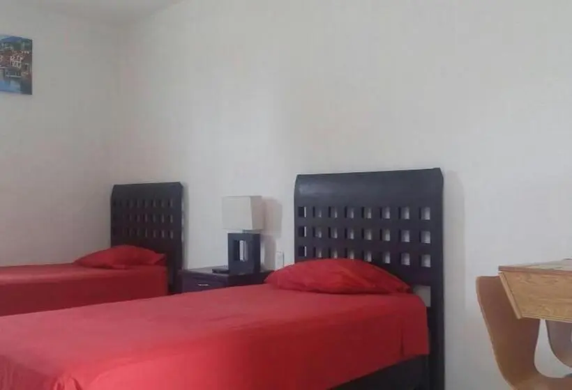 اتاق استاندارد چهار تخته, Posada San Cristobal
