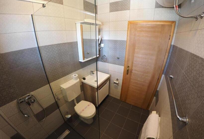 اتاق استاندارد, Guest House Don Lux