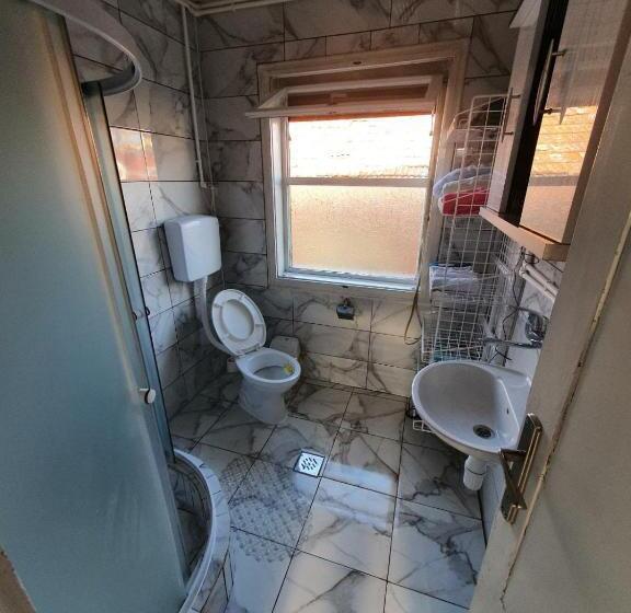 آپارتمان 1 خوابه با چشم‌انداز, Iliovski Inn   Just Like Home