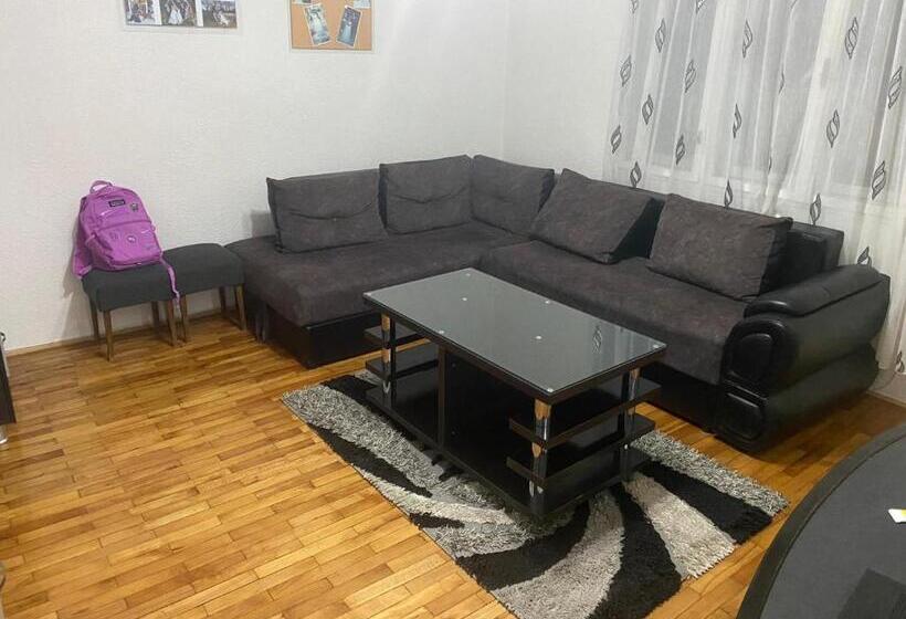 آپارتمان 1 خوابه با چشم‌انداز, Iliovski Inn   Just Like Home